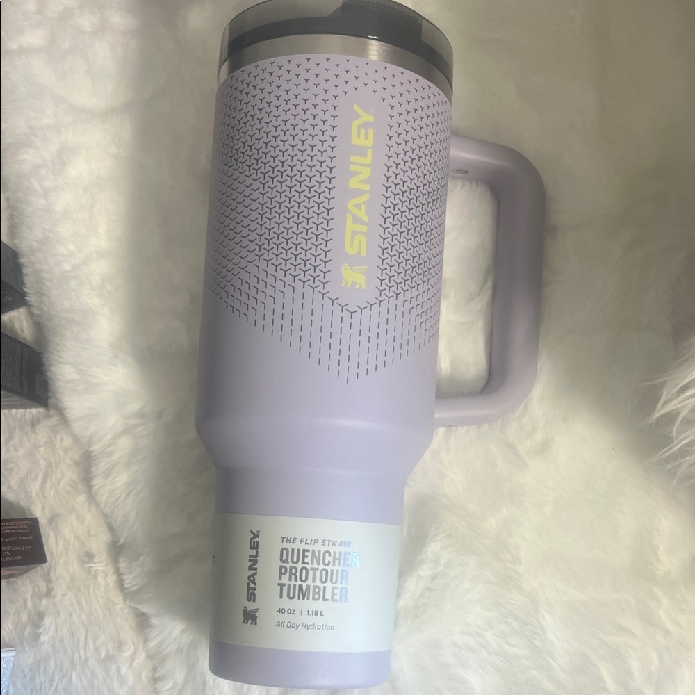 Stanley Lavender Insulated Quencher Tumbler with Handle
